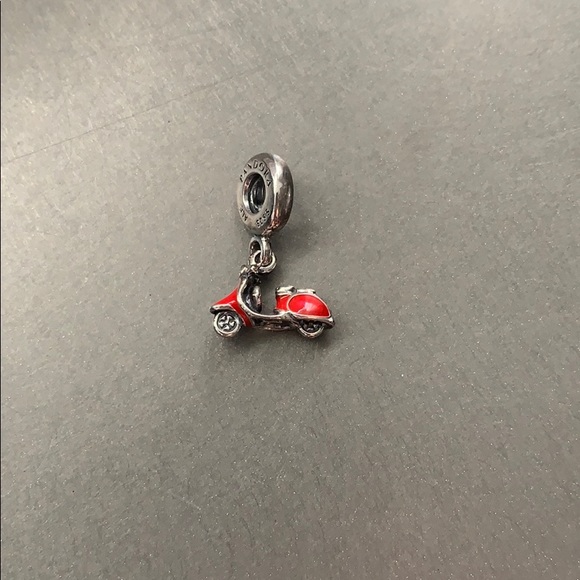 Pandora dangle charm